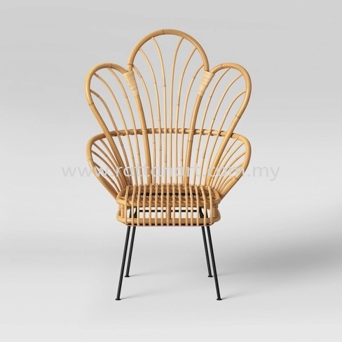 RATTAN LOUNGE CHAIR TULIP