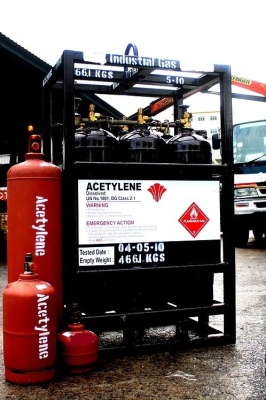 Pallet Acetylene (15 bottles cylinder)