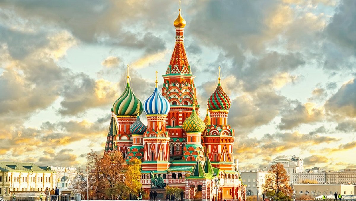 Russia Rolls Out Red Carpet For Huawei Over 5G