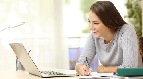 Transforming Online Learning With Artificial Intelligence