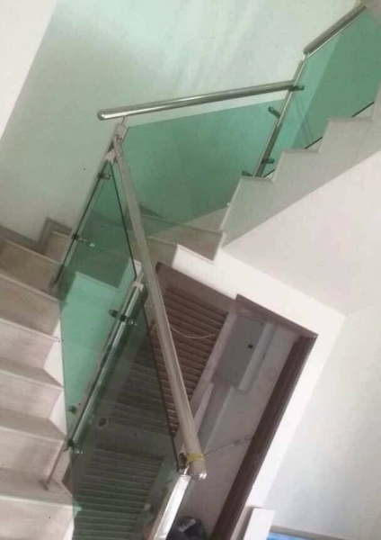  Tempered Glass w/ Stainless Steel Staircase Railing Selangor, Malaysia, Kuala Lumpur (KL), Shah Alam Supplier, Suppliers, Supply, Supplies | Supra Aluminium Sdn Bhd