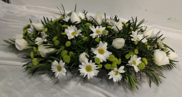 Long and low arrangment (BA-202)  Long And Low Flower Arrangement Basket Arrangement Kuala Lumpur (KL), Selangor, Malaysia Supplier, Suppliers, Supply, Supplies | Shirley Florist