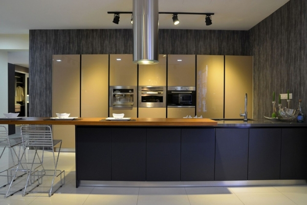 KITCHEN SERIES VERSO & FINEA KITCHEN CABINET (VERSO FINEA) KITCHEN CABINET SERIES Selangor, Malaysia, Kuala Lumpur (KL), Sabah, Puchong, TTDI Supplier, Suppliers, Supply, Supplies | Sliderdrobe Sdn Bhd