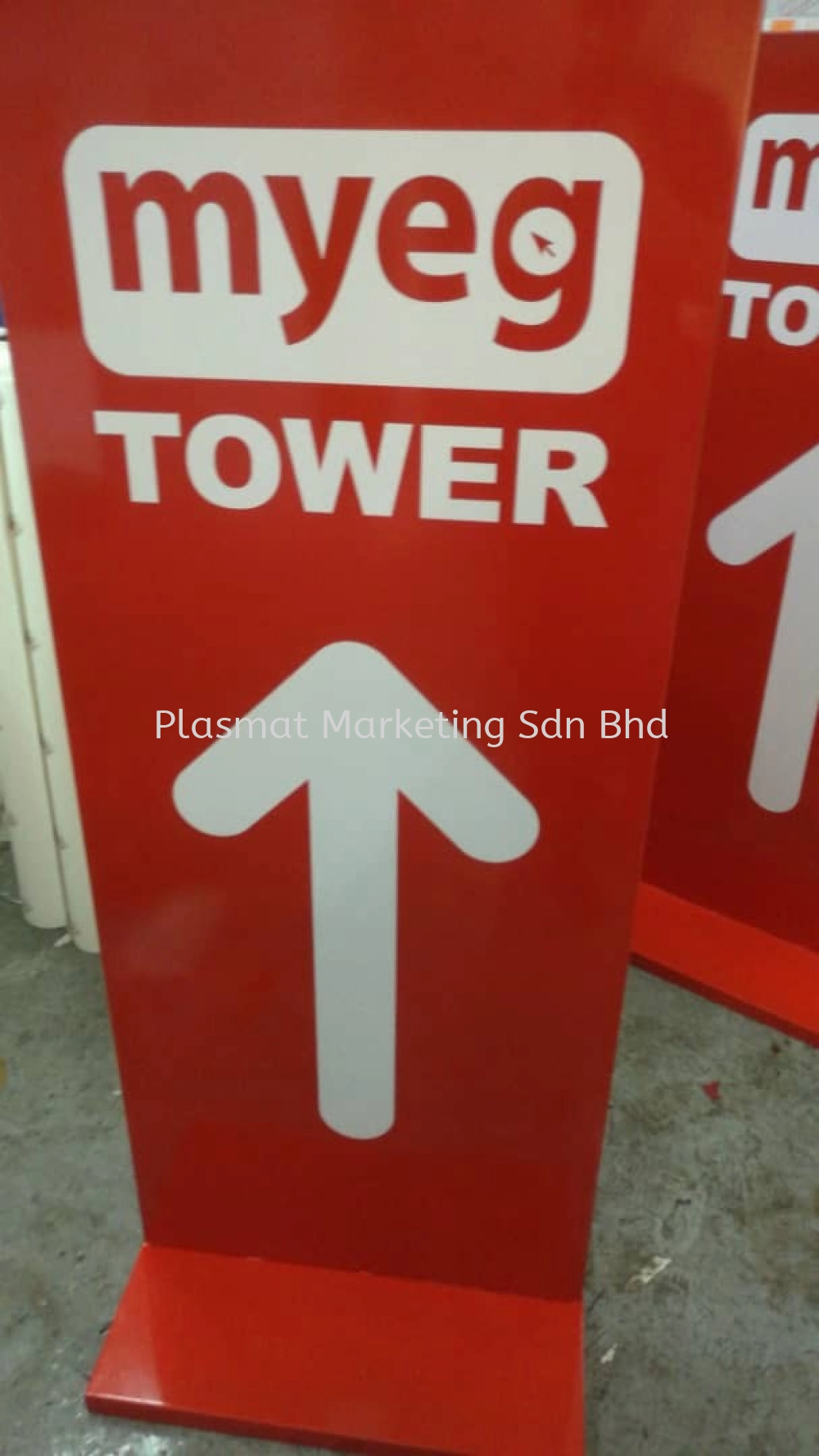 Fabrication Box-up Signage Stand with 2K Spray Paint