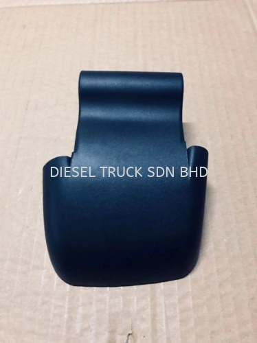 SCANIA DOOR HINGE COVER RH 1346940