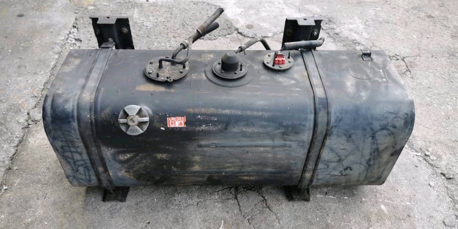 TOYOTA DYNA LY230/LY280/KDY230 FUEL TANK TOYOTA FUEL TANK TOYOTA Lorry  Spare Parts Selangor, Malaysia,