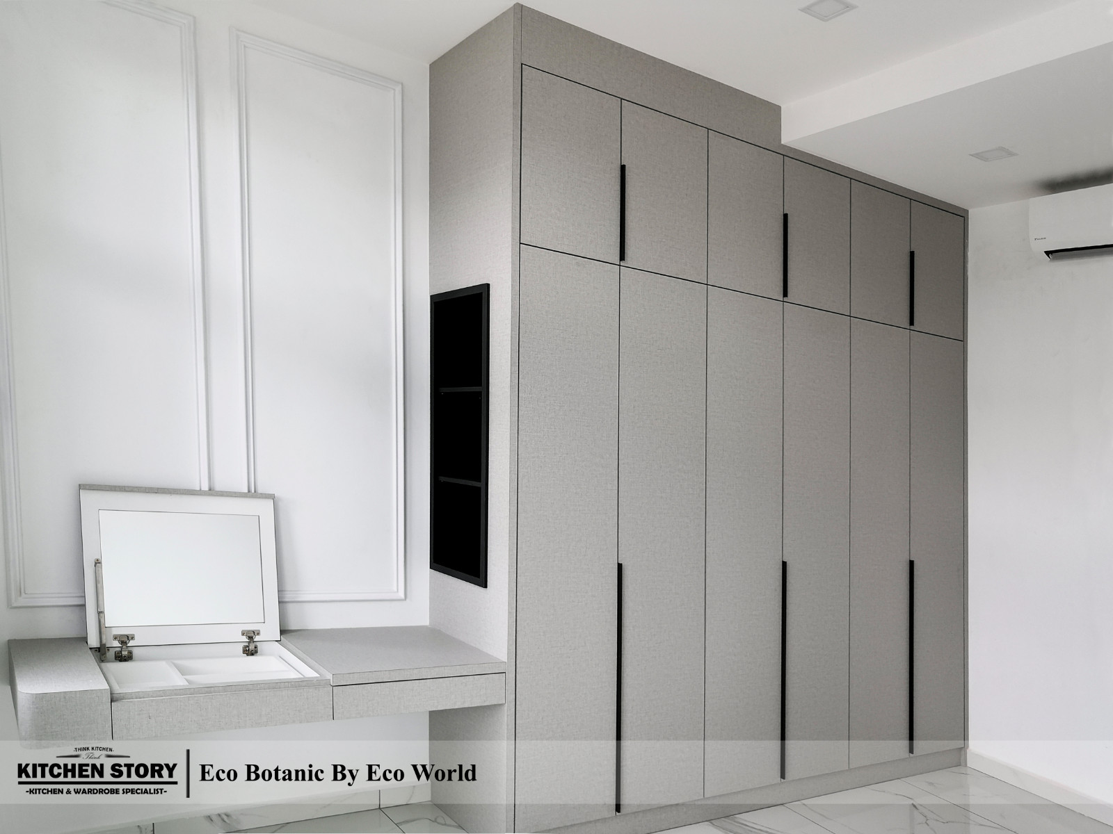 Melano Series Wardrobe c/w Dressing Table