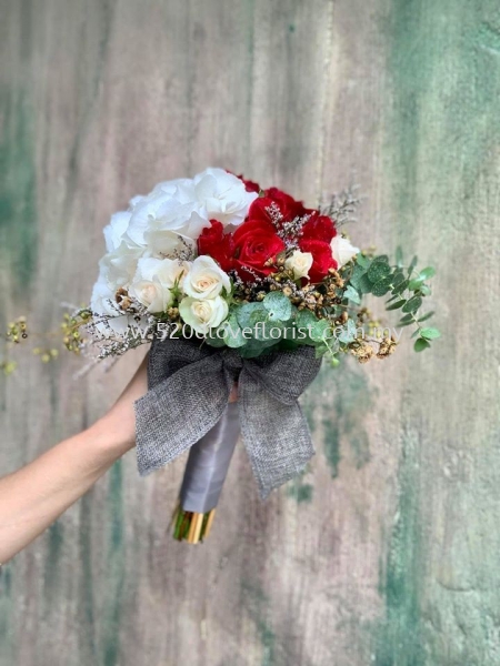  BRIDAL BOUQUET ֻ Kuala Lumpur (KL), Malaysia, Selangor, Cheras Supplier, Suppliers, Supply, Supplies | 520 D Love Florist