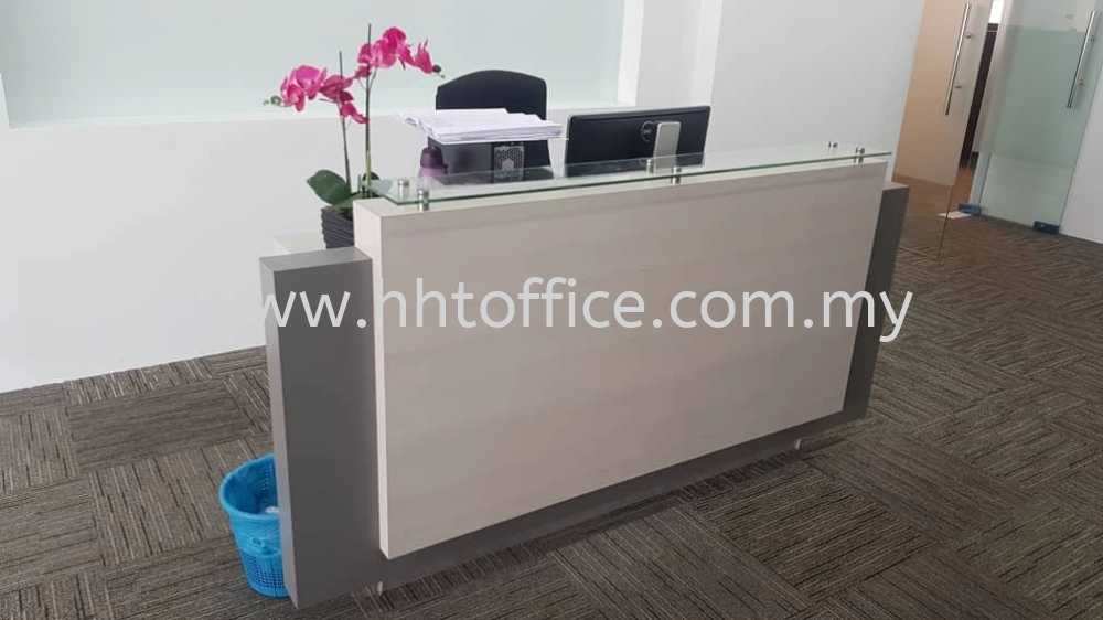 C1 - Reception Desk