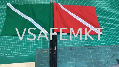 Traffic Management Flag With Stick & Reflective 