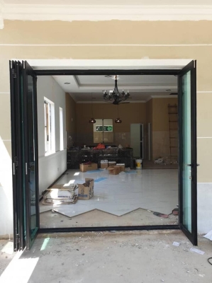 glass door selangor