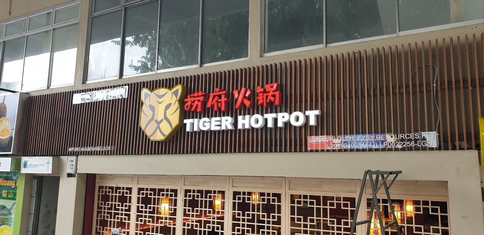 led boxup signboard