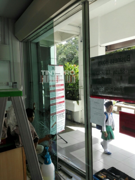 Lite Green Reject Heat Film  Perodua (Kota Kemuning) Commercial Film Tinted Bangunan Selangor, Malaysia, Kuala Lumpur (KL), Shah Alam Supplier, Supply, Supplies, Installation | Tint Pro Solar Film