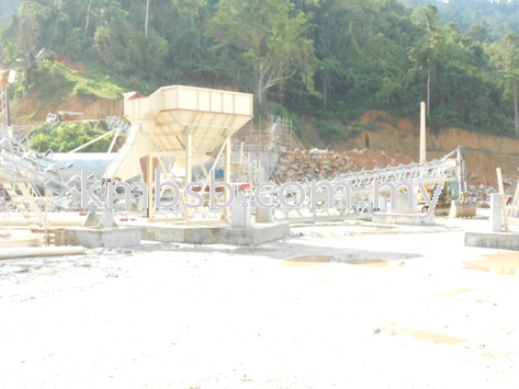 350 Hopper with Conveyer Cement Stabilised Crusher Plant (CSTB / CBM) Malaysia, Selangor, Kuala Lumpur (KL), Klang Setup, Installation, Service | Kejuruteraan Magma Bersatu Sdn Bhd