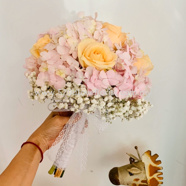  BRIDAL BOUQUET ֻ Kuala Lumpur (KL), Malaysia, Selangor, Cheras Supplier, Suppliers, Supply, Supplies | 520 D Love Florist