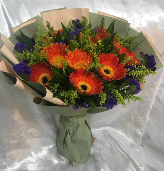 Daisy Bouquet (HB-1025) Daisy / Gerbera Hand Bouquet Kuala Lumpur (KL), Selangor, Malaysia Supplier, Suppliers, Supply, Supplies | Shirley Florist