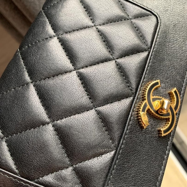 Chanel Bi-Fold Wallet Black Lambskin GHW Chanel Kuala Lumpur (KL), Selangor, Malaysia. Supplier, Retailer, Supplies, Supply | BSG Infinity (M) Sdn Bhd