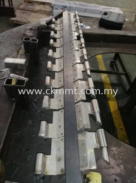 Stainless Steel Hinges Stainless Steel Products Johor Bahru (JB), Malaysia Supplier, Suppliers, Supply, Supplies | CKM Metal Technologies Sdn Bhd