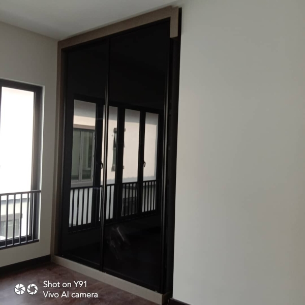 BUILT-IN WARDROBE  Aluminium Sliding Anti-Jump Wardrobe Malaysia, Selangor, Kuala Lumpur (KL), Seri Kembangan Supplier, Suppliers, Supply, Supplies | Seven Interior Design Sdn Bhd