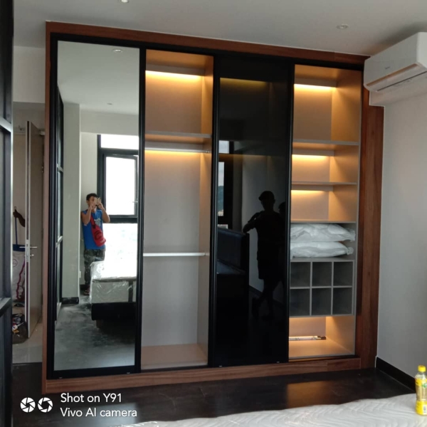 BUILT-IN WARDROBE  Aluminium Sliding Anti-Jump Wardrobe Malaysia, Selangor, Kuala Lumpur (KL), Seri Kembangan Supplier, Suppliers, Supply, Supplies | Seven Interior Design Sdn Bhd