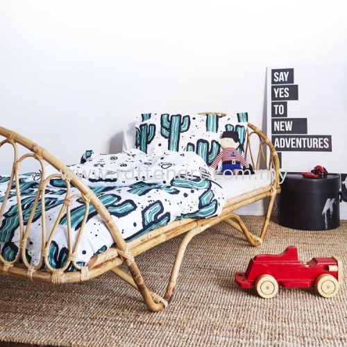 RATTAN SINGLE BED FRAME CAROLINE