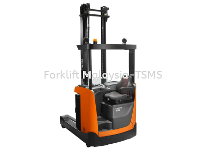 Toyota Reach Truck (Sit on)