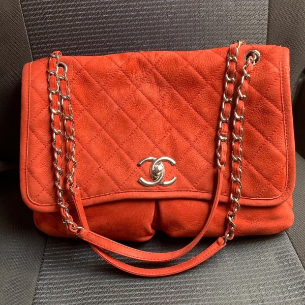 (SOLD) Chanel Seasonal Full Leather in Red with SHW Chanel Kuala Lumpur (KL), Selangor, Malaysia. Supplier, Retailer, Supplies, Supply | BSG Infinity (M) Sdn Bhd