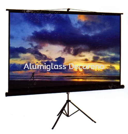 Class Tripod Screen-100