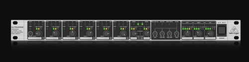 BEHRINGER ZMX-8210 RACKMOUNT MIXER