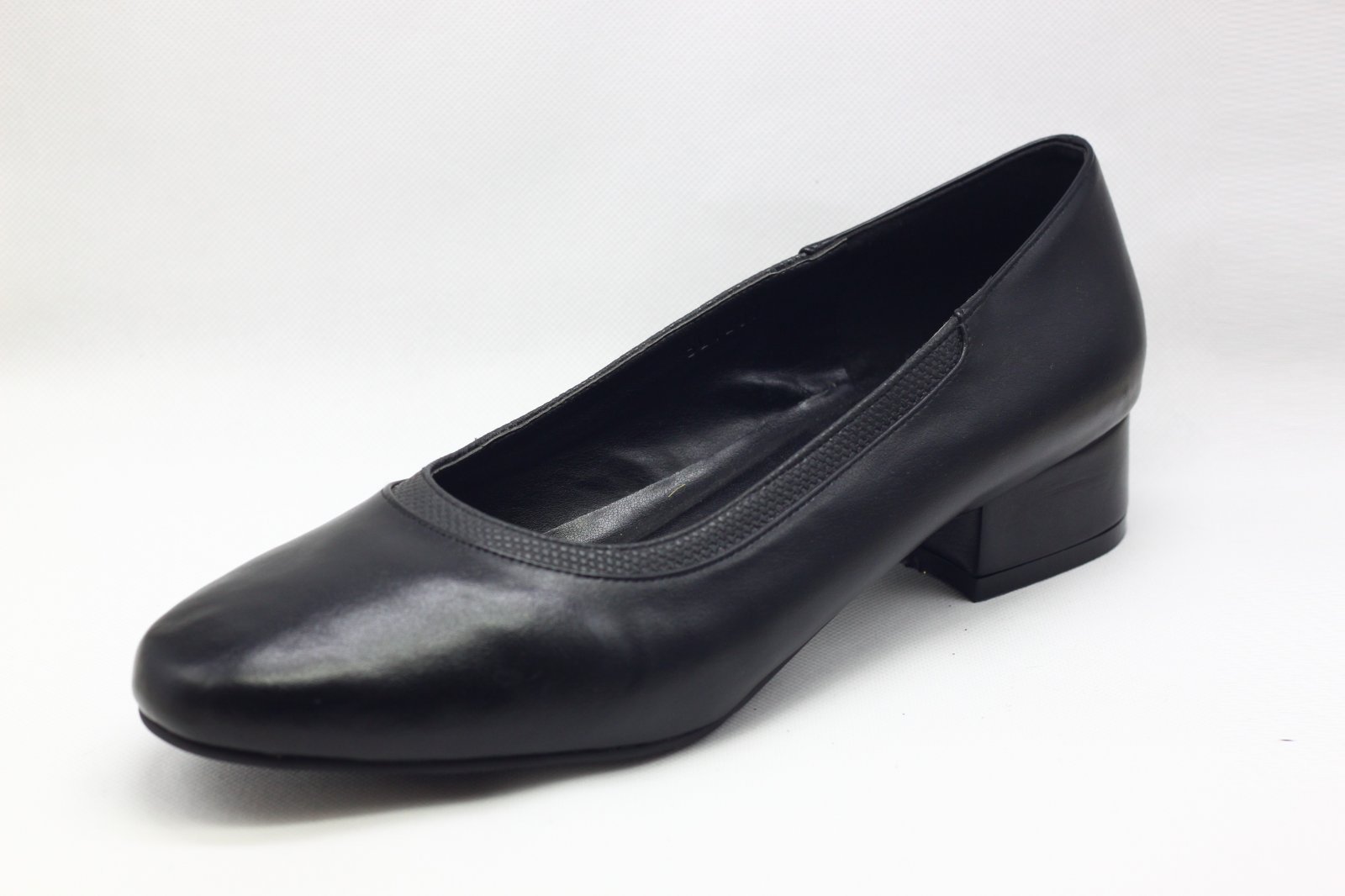 black dress shoes 1 inch heel