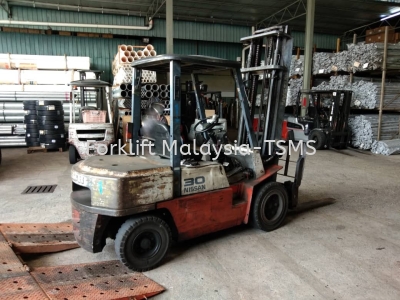 3.0 ton Nissan Forklift