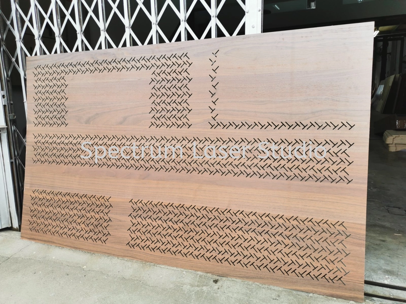 LAMINATED PLYWOOD LASER CUT