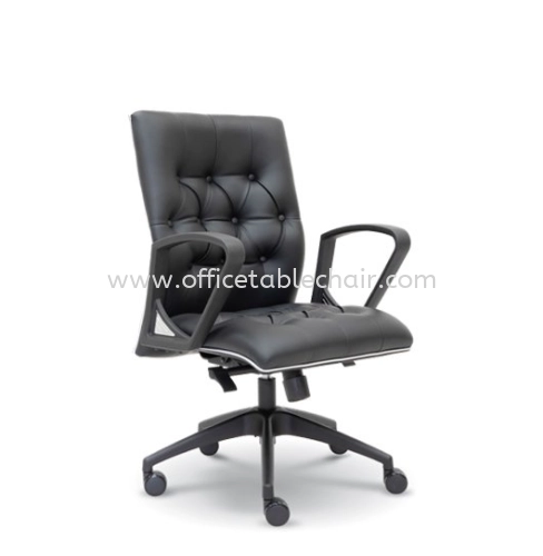 ZYRON DIRECTOR LOW BACK LEATHER CHAIR WITH CHROME TRIMMING LINE