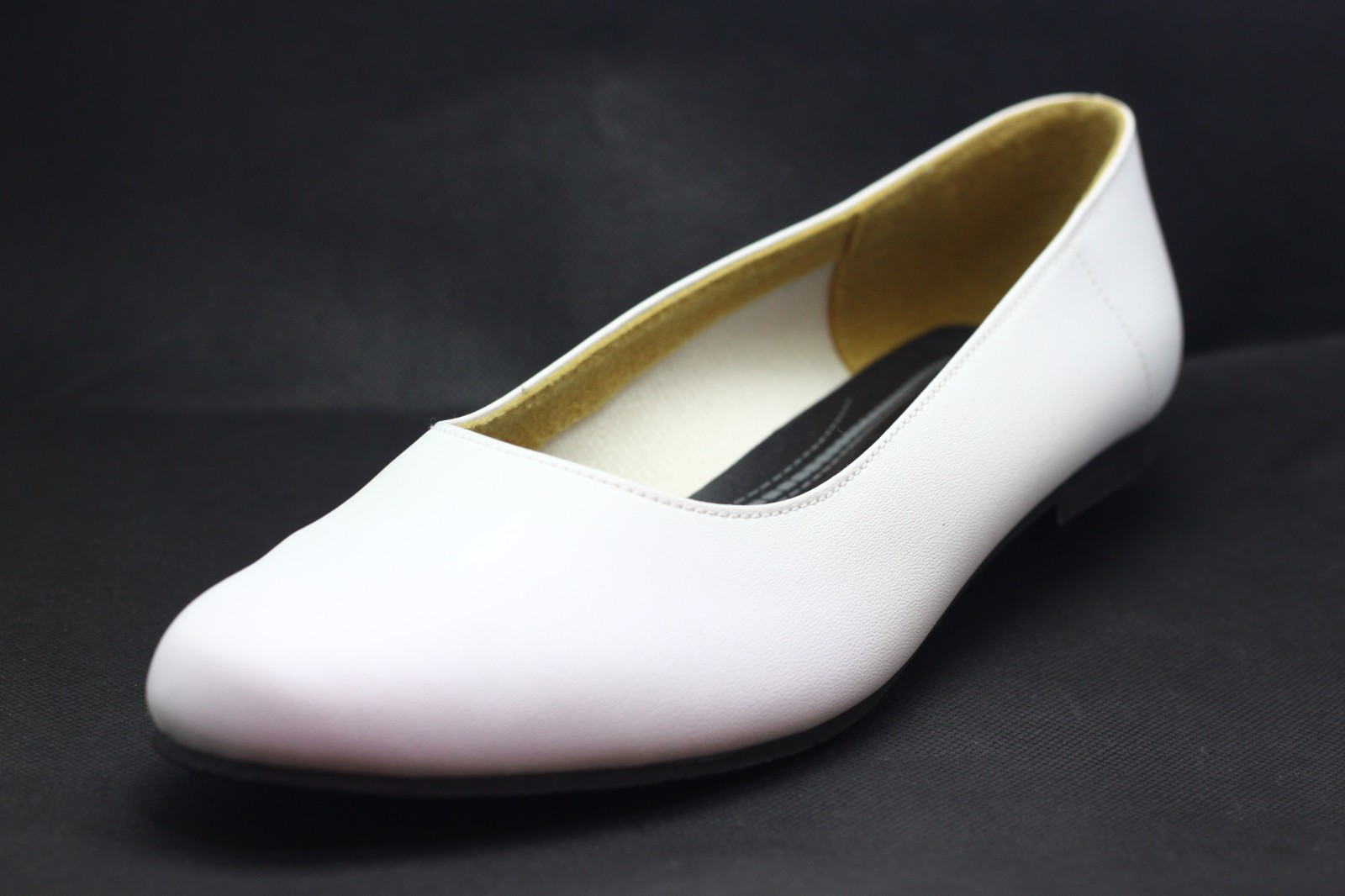 ladies shoes white colour