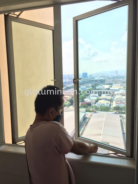 window aluminium clear glass edit Frosted sticker  Aluminium Casement Windows  Selangor, Malaysia, Kuala Lumpur (KL), Cheras Supplier, Installation, Supply, Supplies | GL GLASS & ALUMINIUM TRADING