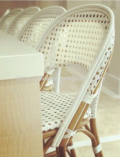 RBS 022 - RATTAN BAR STOOL