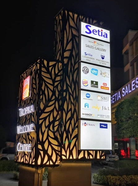 Pylon sign-aluminium with laser cut pattern and aluminium light box Free Standing & Directional Signage Johor Bahru JB Malaysia LED Displayboard, Signboard Design | VETER SIGN SDN BHD