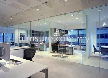 Clear tempered glass wall