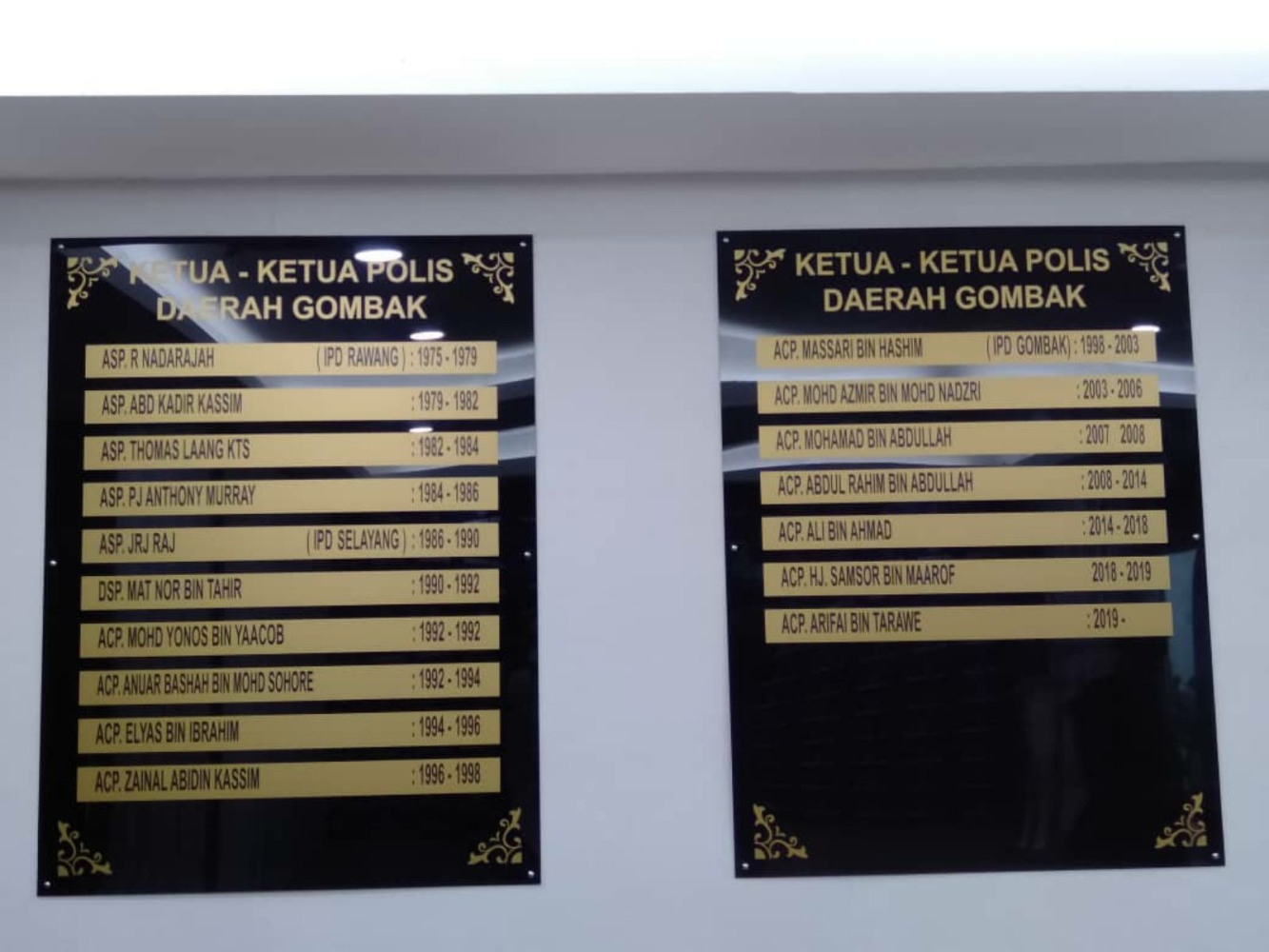 Acrylic Signage