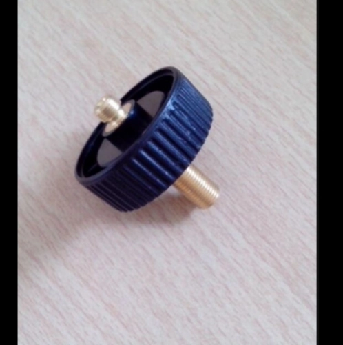 Foot screw for South instrument