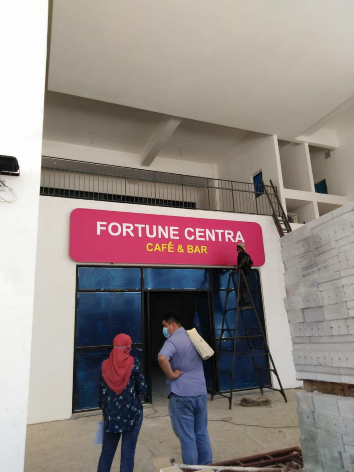 polycarbonate signboard with pvc formboard 3D letterings