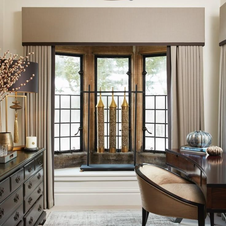 Elegant Drapery with Upholstered Pelmet for Modern Homes