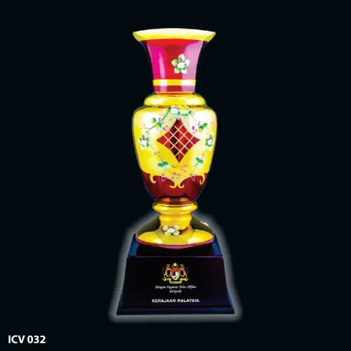 Elegant Golden Crystal Vase - ICV 032