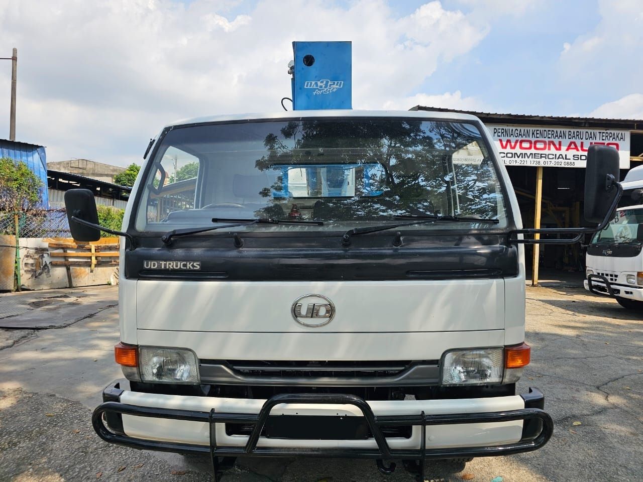 NISSAN YU41T5 SKYLIFT 24M (SOCAGE)