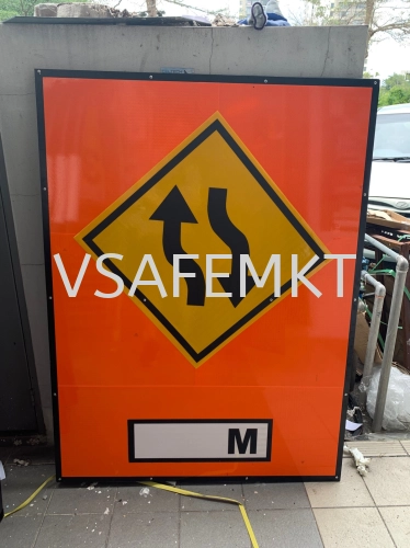 VSAFEMKT JKR TEMPORARY TRAFFIC ROAD SIGN 