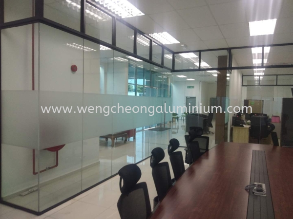  Frameless Temp Swing Door Selangor, Malaysia, Kuala Lumpur (KL), Sungai Buloh Supplier, Suppliers, Supply, Supplies | Weng Cheong Glass Trading Sdn Bhd