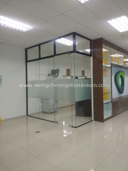  Frameless Temp Swing Door Selangor, Malaysia, Kuala Lumpur (KL), Sungai Buloh Supplier, Suppliers, Supply, Supplies | Weng Cheong Glass Trading Sdn Bhd