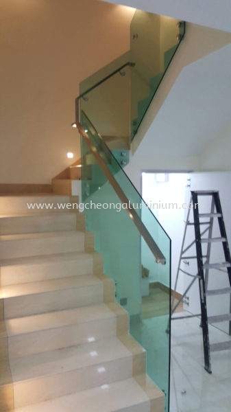  Staircase Glass With Stainless Steel Railing Selangor, Malaysia, Kuala Lumpur (KL), Sungai Buloh Supplier, Suppliers, Supply, Supplies | Weng Cheong Glass Trading Sdn Bhd