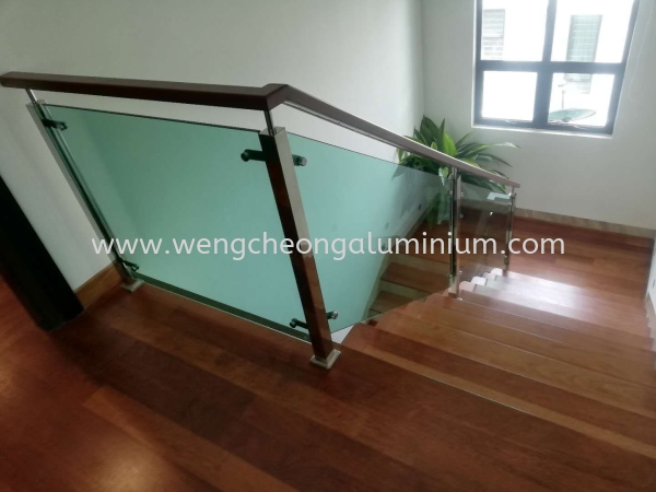  Staircase Glass With Stainless Steel Railing Selangor, Malaysia, Kuala Lumpur (KL), Sungai Buloh Supplier, Suppliers, Supply, Supplies | Weng Cheong Glass Trading Sdn Bhd