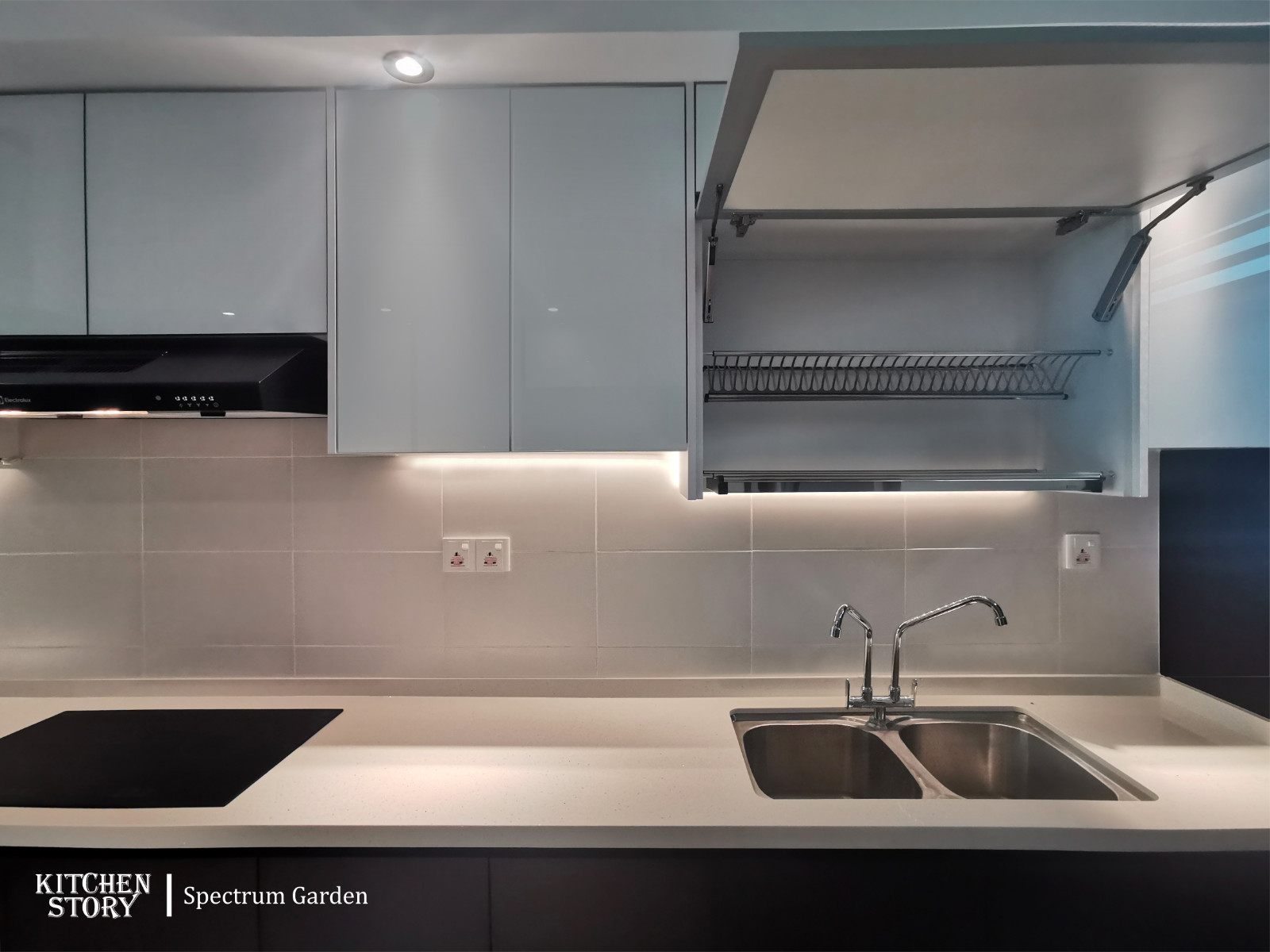Glasso Series Kitchen Cabinet